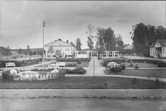 Парк Вальтера и Народная кухня компании Ahlström OY. 1923 - 1934 г.г. Фото: Ивар Экстрём