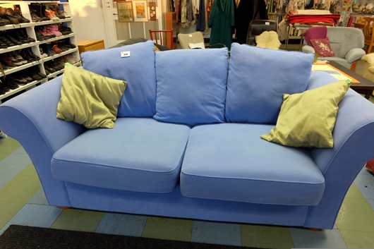 Голубой диван, 30 евро